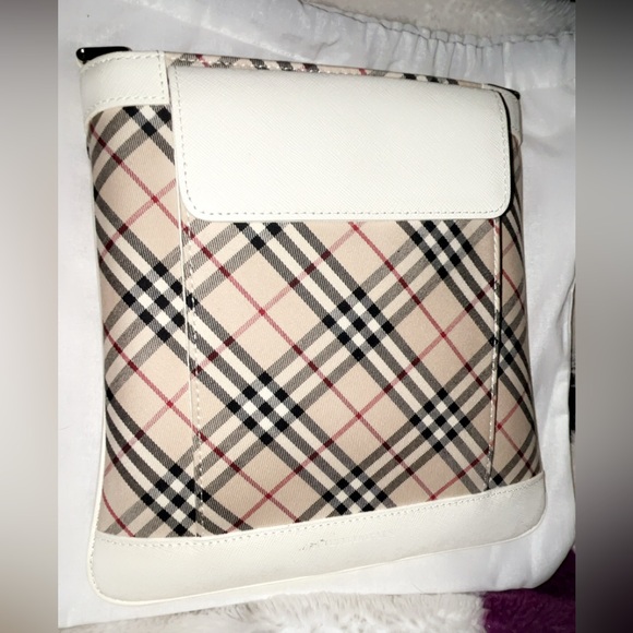 Burberry Handbags - Burberry VINTAGE Beige and White Leather Nova Check Crossbody Bag
No call outs